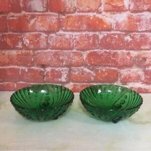 Two Vintage Anchor Hocking Forest Green Burple Oyster and Pearl Footed Bowls